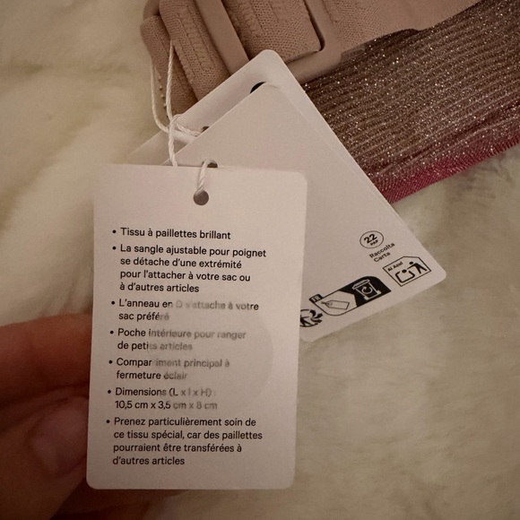 Lululemon Athletica Pink Glitter - Picture 7 of 9